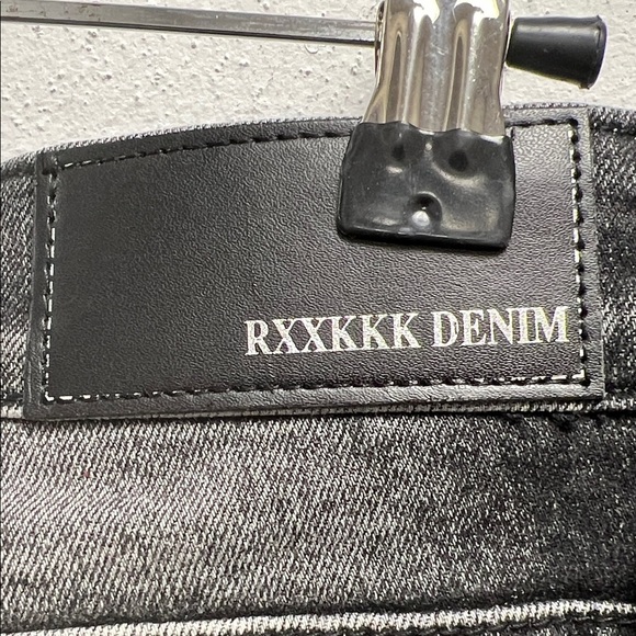 Men's Distressed Skinny Jeans in Charcoal Black - Picture 5 of 5